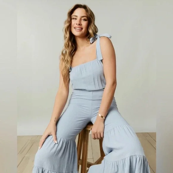 Peach Love Tiered Woven Chambray Jumpsuit Wide-Leg Strappy NWT Size Medium - Picture 2 of 9